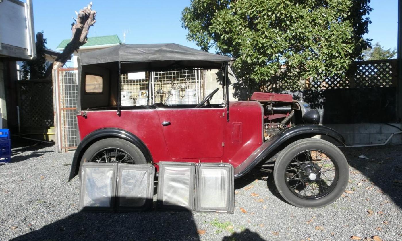 1929 Austin Seven Chummy New Zealand images black and red (2).jpg