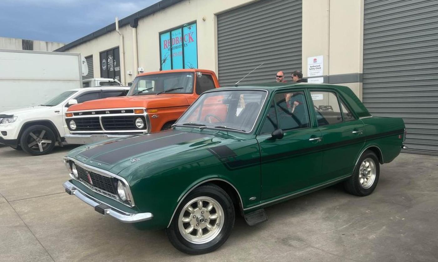 1969 Ford Cortina GT Sedan Australia (1).jpg