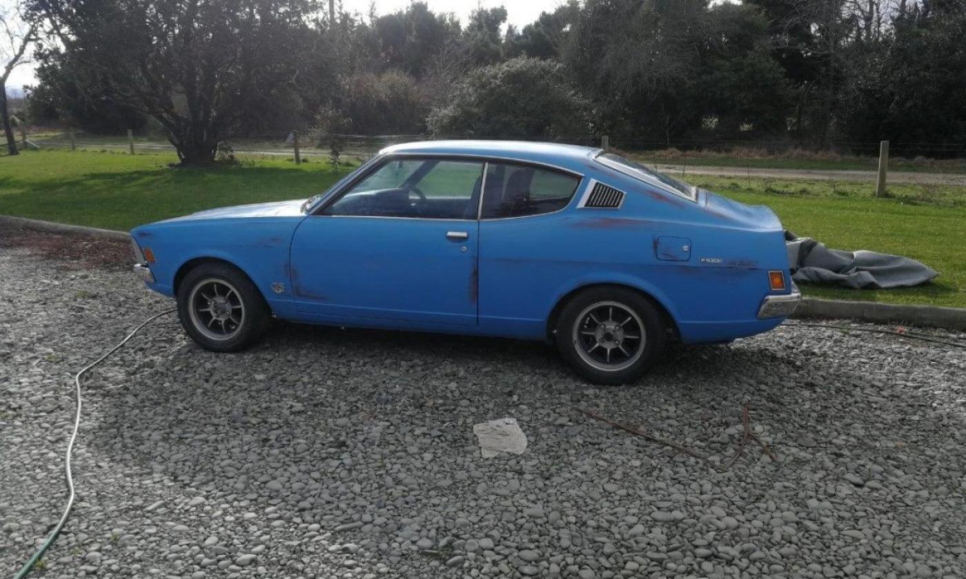 1974 Galant GTO Coupe Mitsubishi 2018 images Blue paint (1).jpg