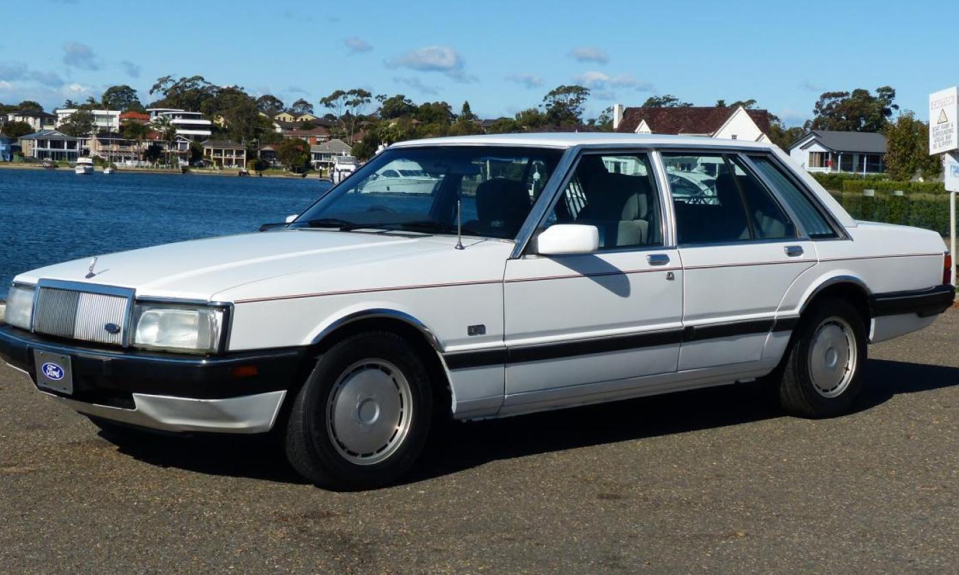 1987 ZL Fairlane LTD white immaculate (1).jpg