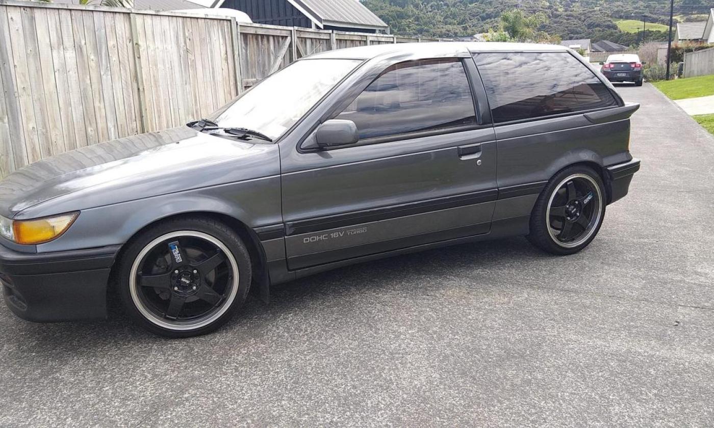 1988 Mitsubishi Mirage Cyborg images (6).jpg