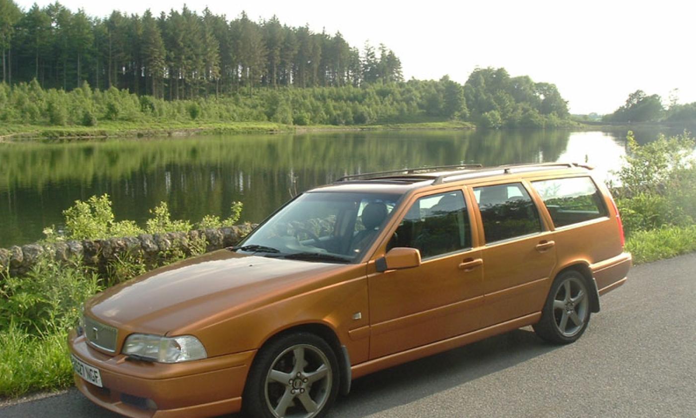 1998 Volvo V70 R wagon gold image.jpg