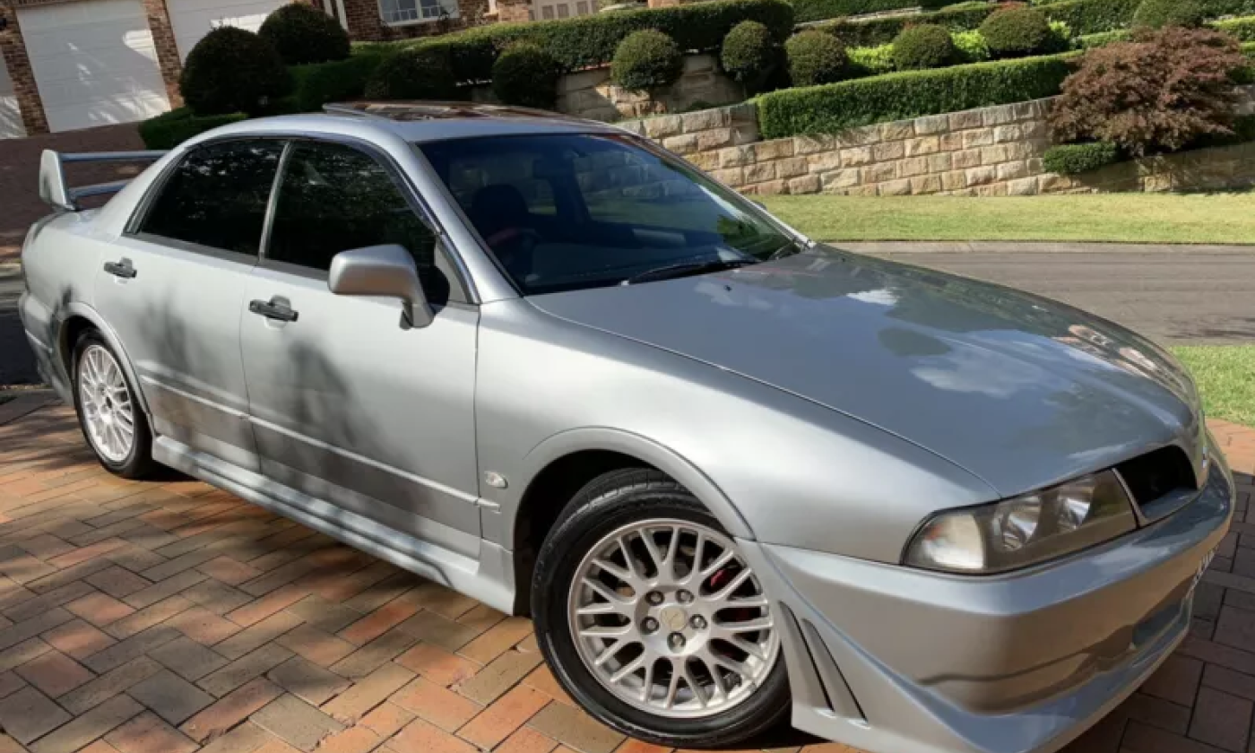 2002 Mitsubishi Magna TJ Ralliart Sedan build 75 (1).png