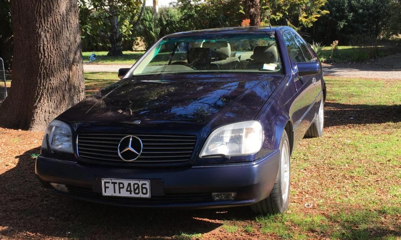 Dark Blue Mercedes S600 Coupe V12 1995 (1).jpg