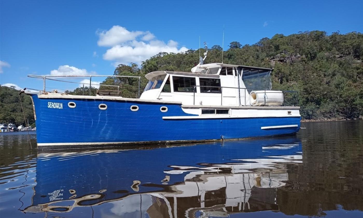 Sea Owl 40 foot timber Gentlemans Cruiser white over Blue hull Australia (1).jpg