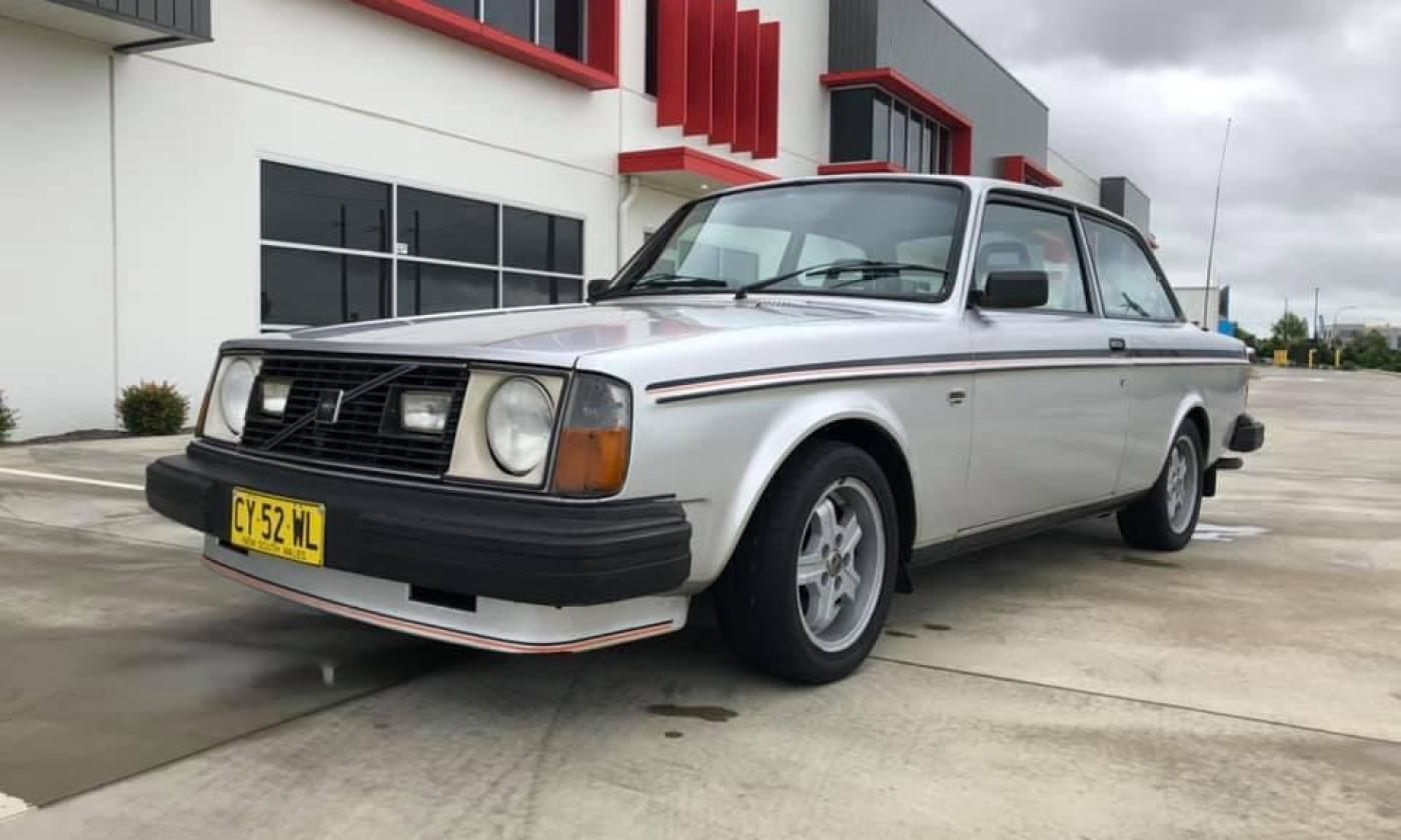 Volvo 242 GT 1979 Mount Hutton Sydney Australia images silver coupe 2 door (1).jpg