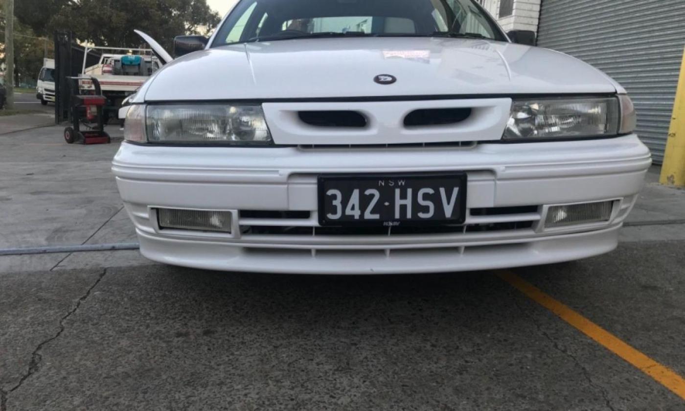 White VP clubsport 1993 (1).jpg