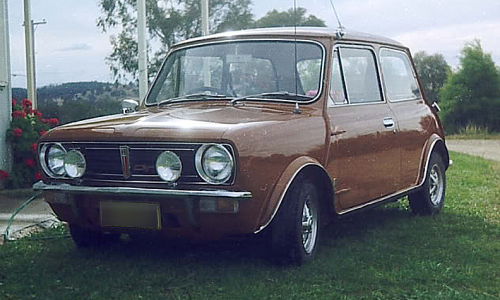 Brown Clubman GT Australian police car.png