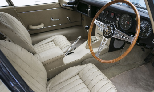 E-Type Beige interior leather.png