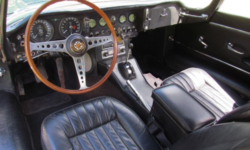 E-Type Series 1 4.2l interior image and dashboard (1).png
