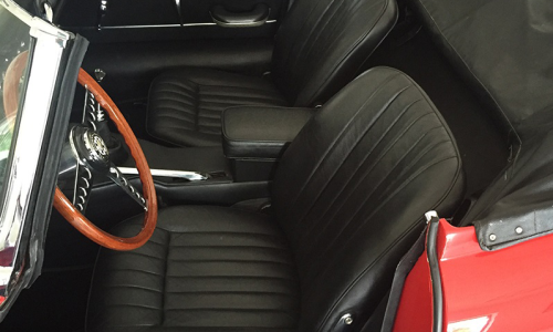 E-Type Series 1 4.2l interior image and dashboard (6).png