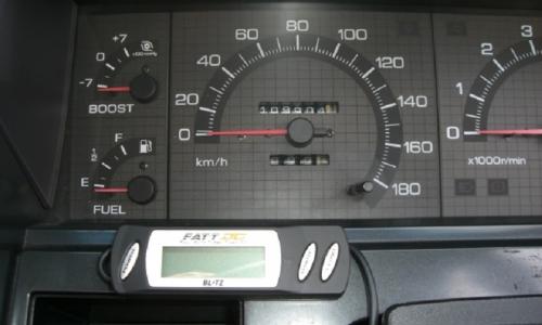 GTS-R Nissan Skyline R31 dashboard.jpg