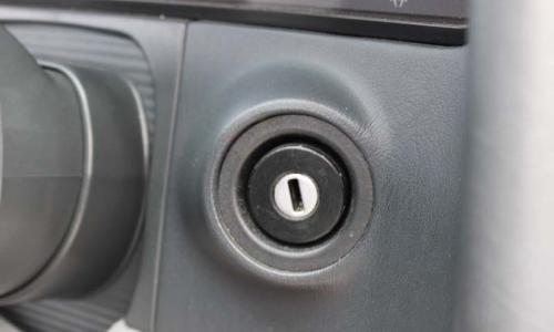 Mercedes C140 Ignition steering column images.jpg