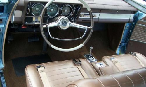 Power Shift Automatic Transmission (floor shift) Studebaker Daytona 1964.jpg