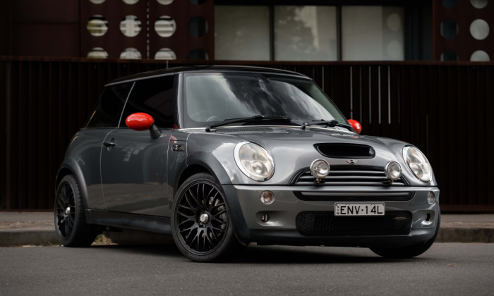 2003 Mini R53 Cooper S JCW Grey with black leather Australia (21).png