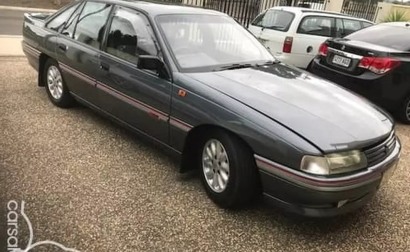 1991 Grey metallic VN SS Commodore exterior images (1).png