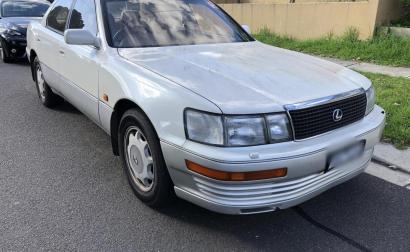 1993 Lexus LS400 Sedan white Australia images (10).jpg