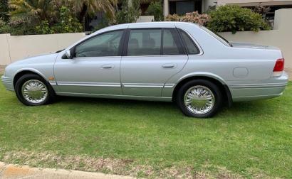 1999 Ford AU LTD exterior images Liquid Silver (1).jpg