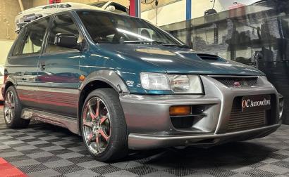 Green Mitsubisho RVR Hypersport (1).jpg