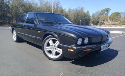 Grey 1998 Jaguar X308 XJR V8 Supercharged for sale South Australia 2023 (1).jpg