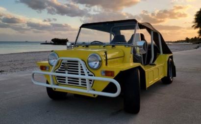 Mini Moke Australia yellow 1.jpg
