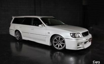 Silky Snow Pearl White Nissan Stagea 260RS (7).jpg