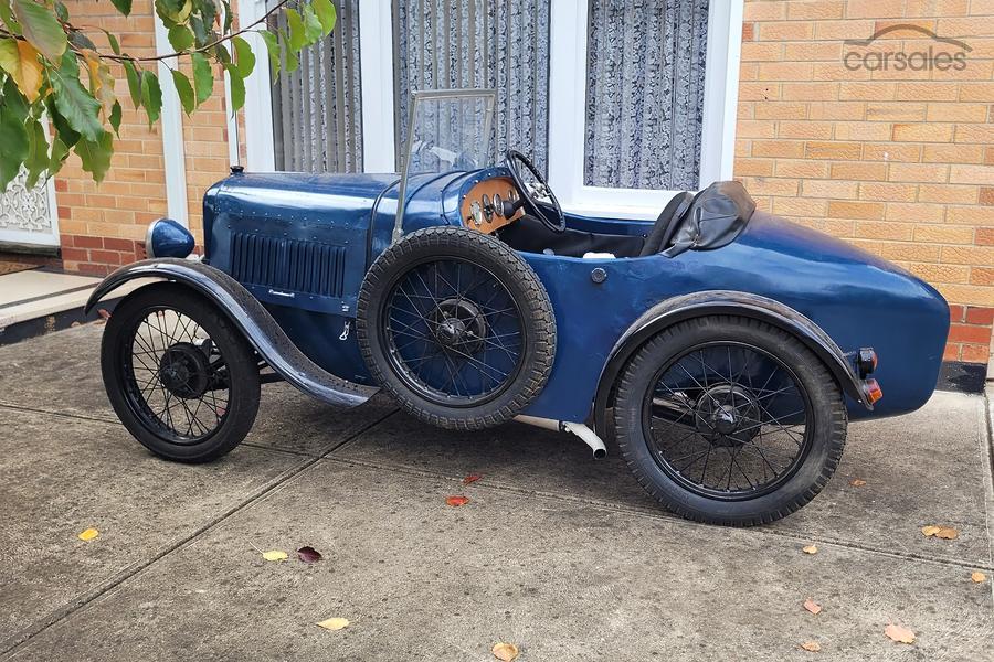 1928 Austin 7 Wasp Australian blue (1).jpg