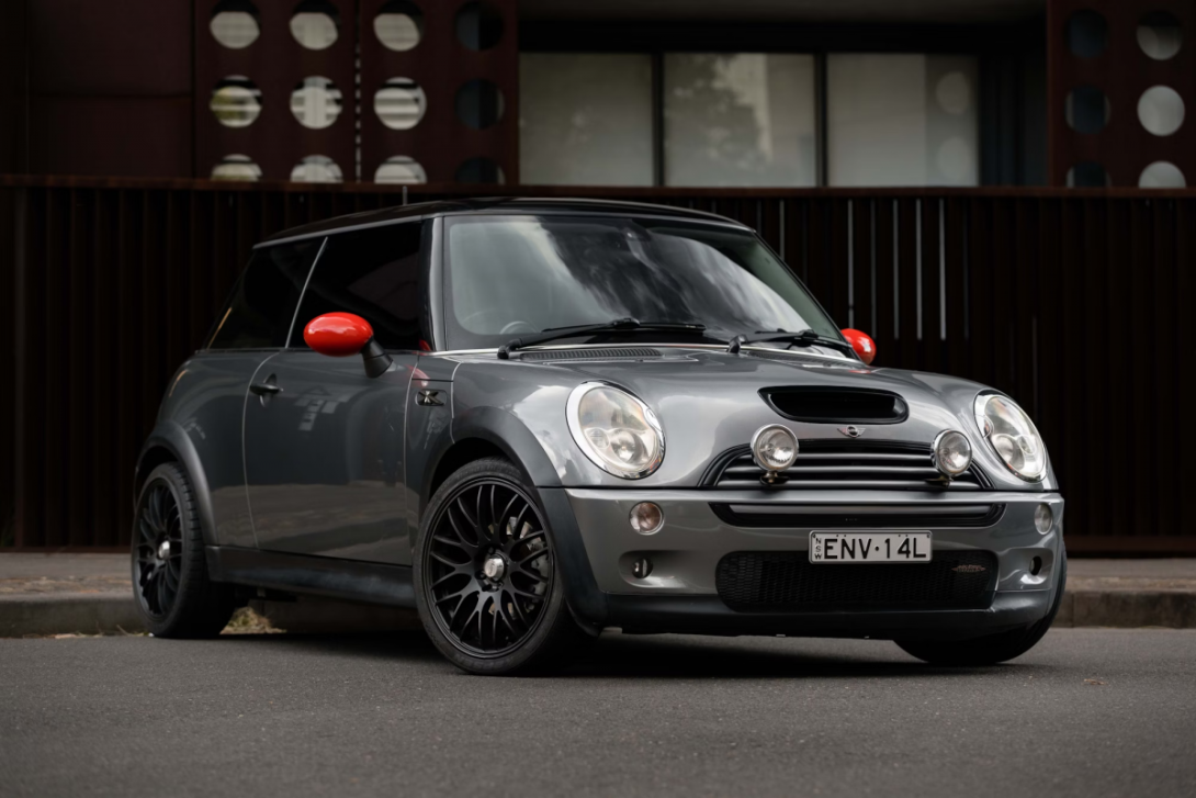 2003 Mini R53 Cooper S JCW Grey with black leather Australia (21).png